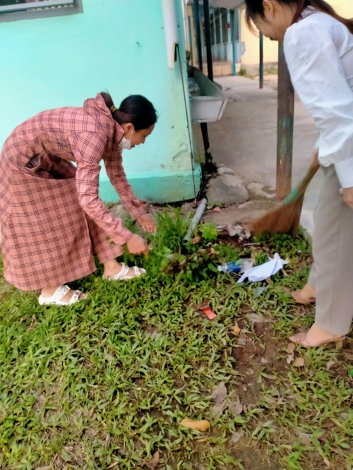 Tổng vệ sinh trường