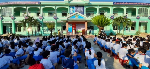 Danh sách cán bộ giáo viên nhân viên 2023-2024